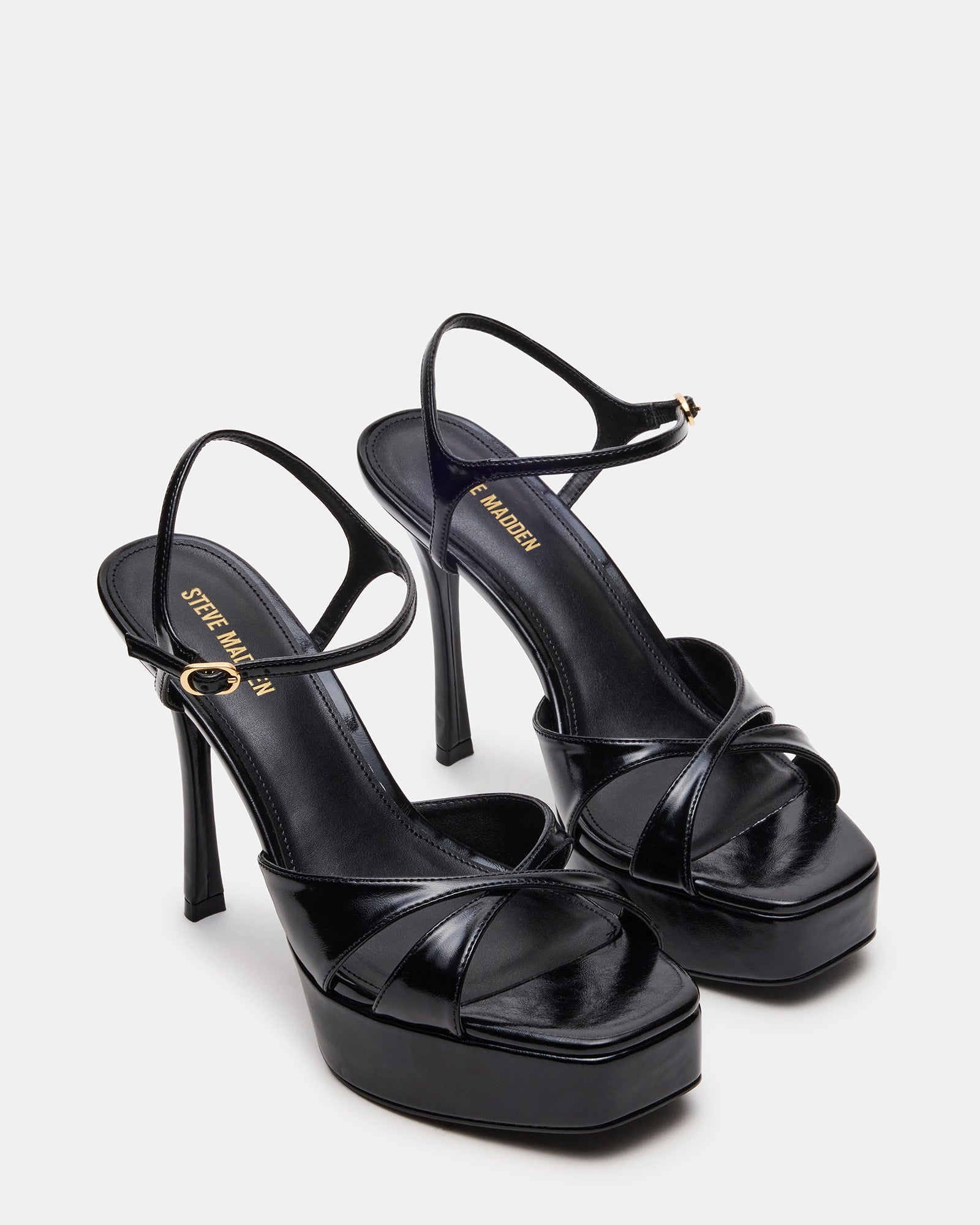 SCARLET BLACK